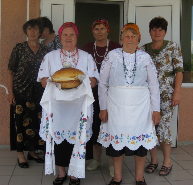 Ukraine Women Picture
