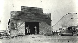 PAA-UV743: The shop in Myrnam in 1928