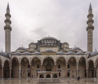 Figure 1: Süleymaniye Mosque, completed 1558 by Mimar Sinan for Sultan Süleyman the Magnificent. Its vast size indexes the sponsor’s status. (Image: Wikipedia)
