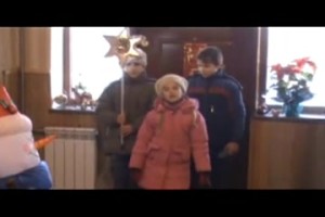 Since Volyn region is very close to Poland, some carollers carol in the Polish language.